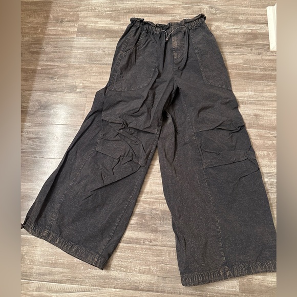 Urban Outfitters baggy utility cargo pant wide leg size small - Picture 1 of 8
